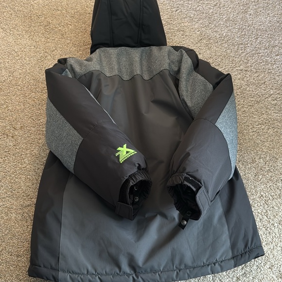 ZeroXposure Medium size 10/12 coat - Picture 10 of 10